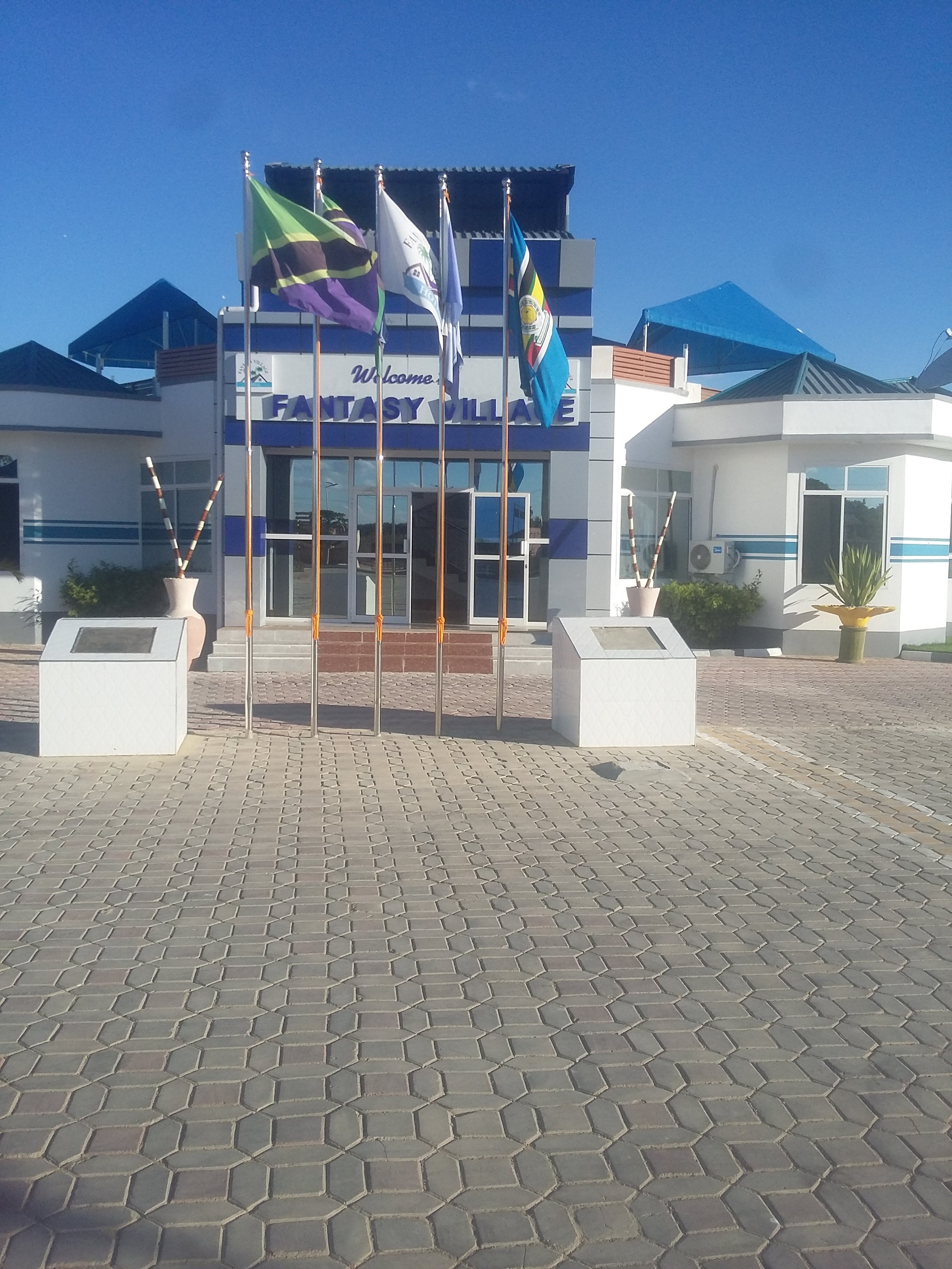 Fantasy Village Hotel-泳池