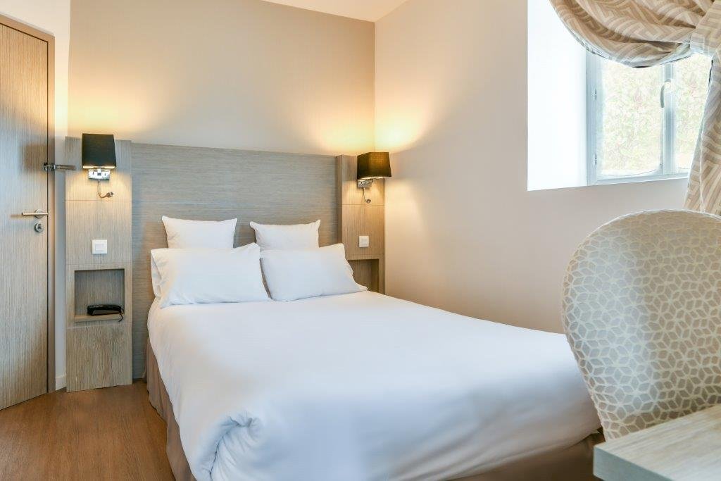 Logis Hôtel & Restaurant La Villa Bleue-官方