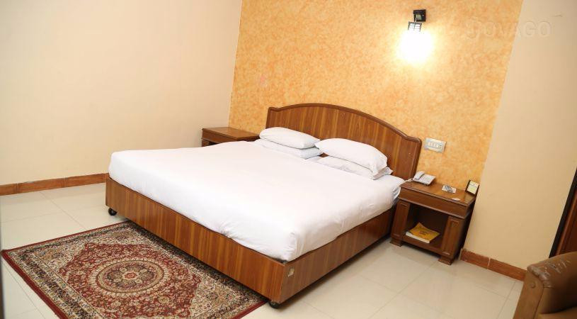 Hotel Sarawan Karachi