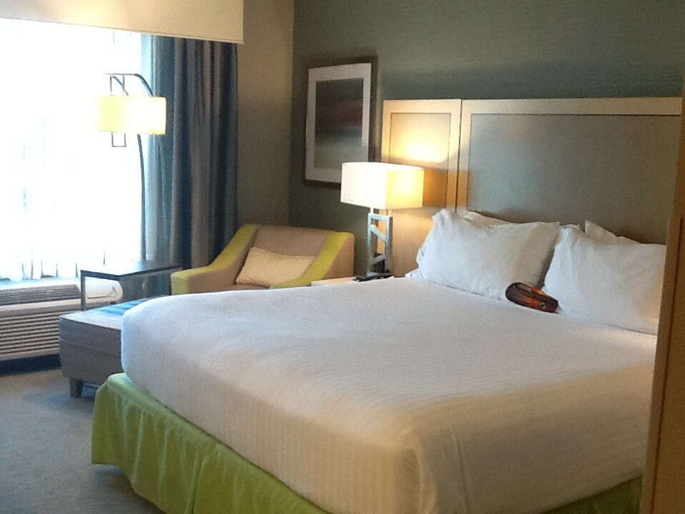 Holiday Inn Express & Suites Warner Robins North West By IHG