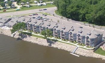 Willows on the River-官方