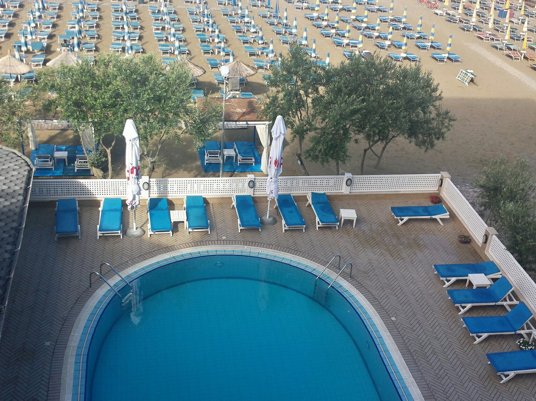 Shkallnur酒店住宿-Majestic Hotel