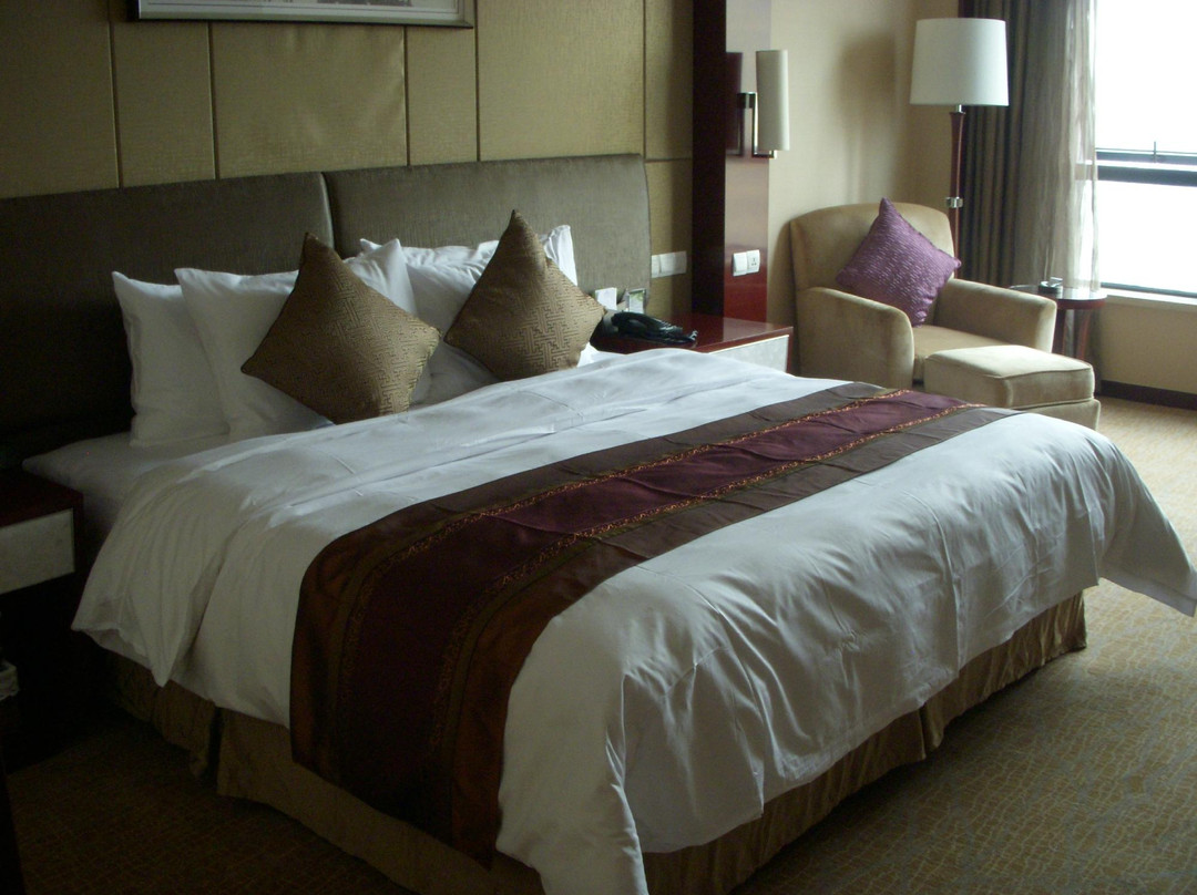 南山豪生大酒店主图