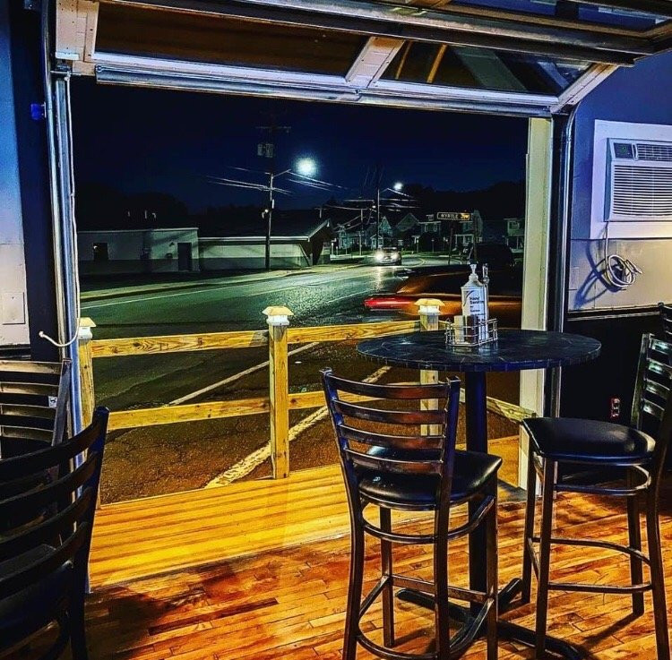 Johnson City旅游景点-Harry L Pub