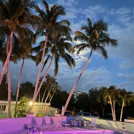 Lighthouse Inn主图