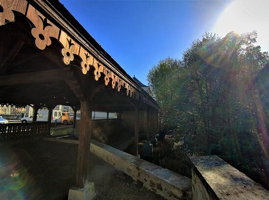 Lavoir De 1875 ; Boisserie Ajourée景点图片