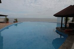 Malaika Beach Resort主图