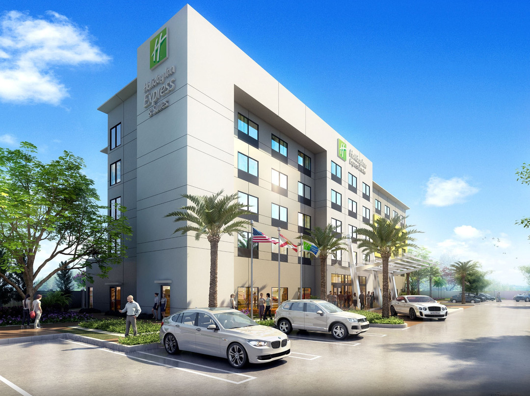 Holiday Inn Express & Suites Doral - Miami By IHG