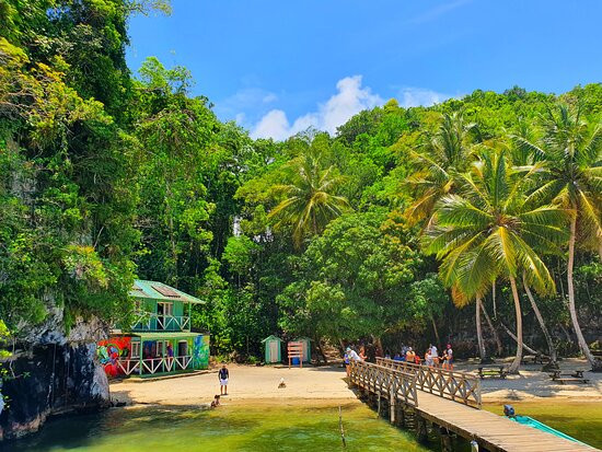 Emmanuel Tours-拉斯特拉纳斯必去景点