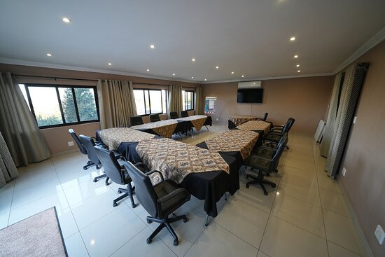 Over The Moon Guesthouse主图