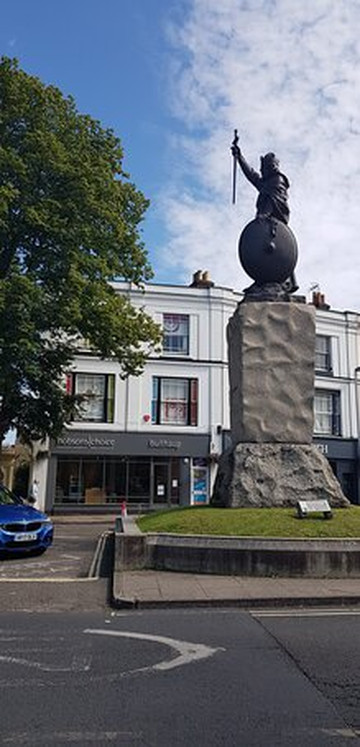 ClueCapers Limited-温彻斯特必去景点