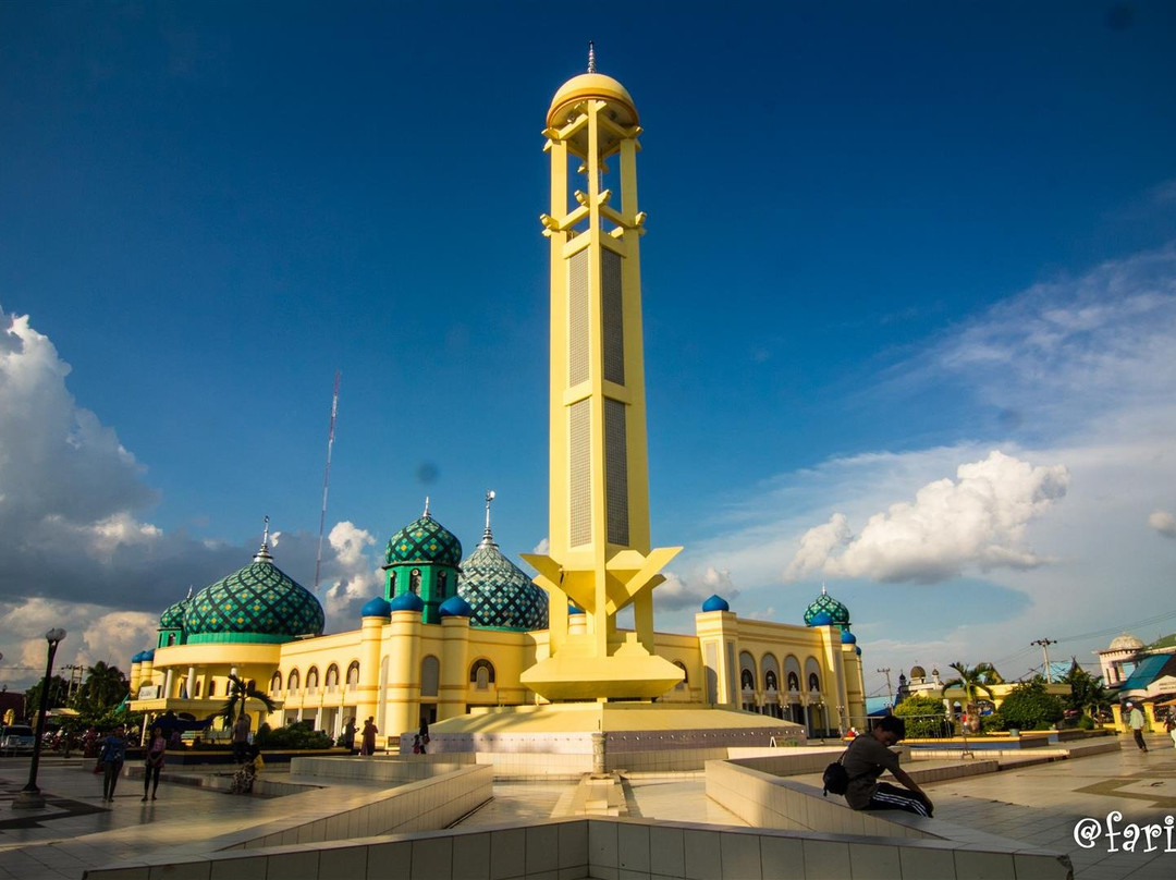 Al-Karomah Great Mosque景点图片