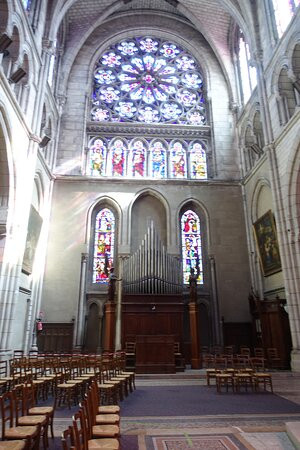 Église Saint-Paterne-奥尔良必去景点