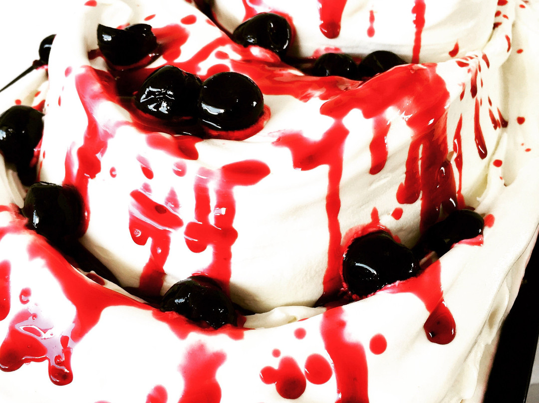 L. Konstantinidis Pastry Shop