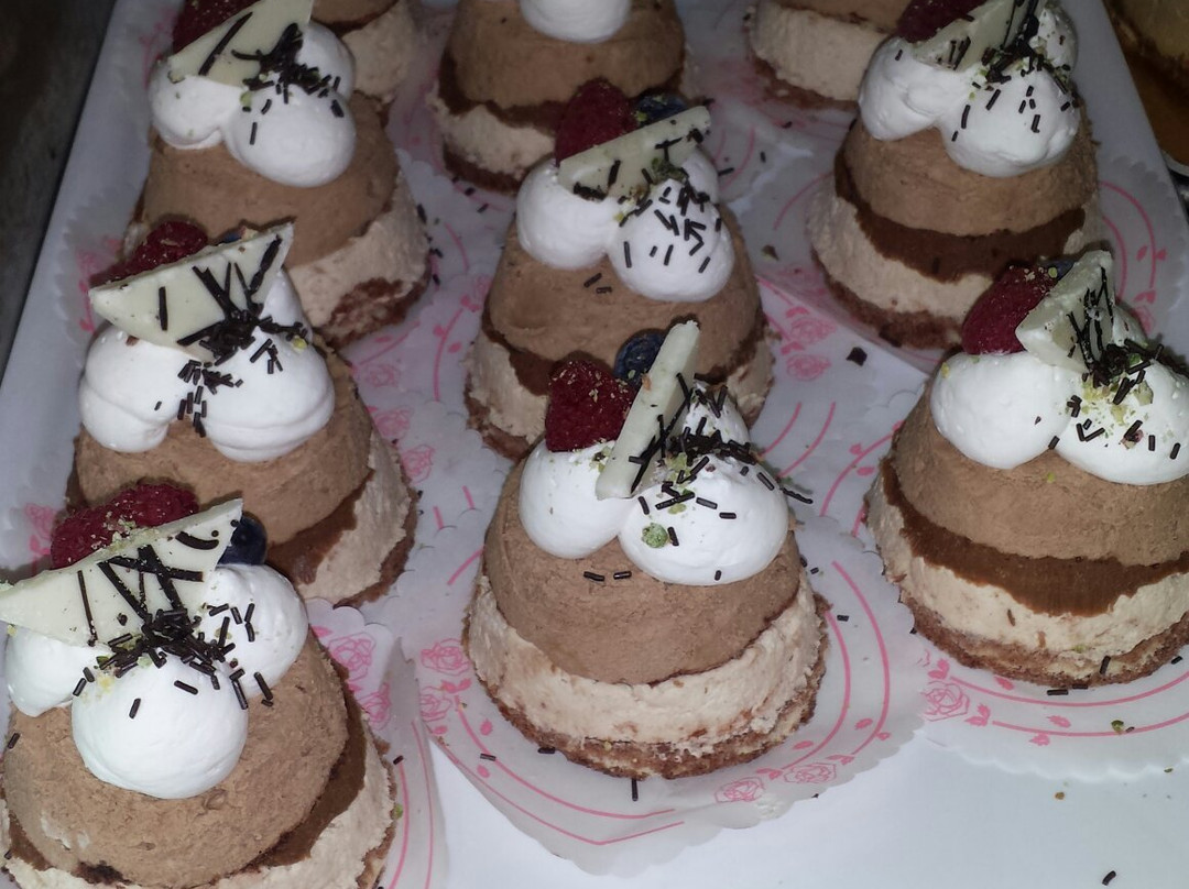 San Pietro Clarenza餐馆和美食-Bar Somma