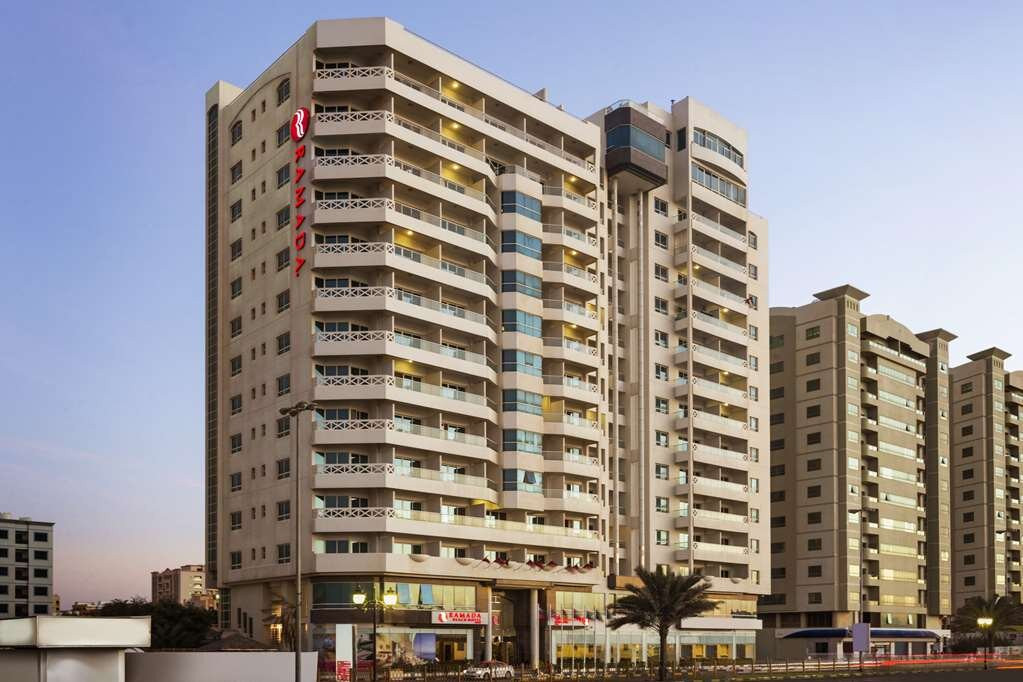 Ramada by Wyndham Beach Hotel Ajman主图