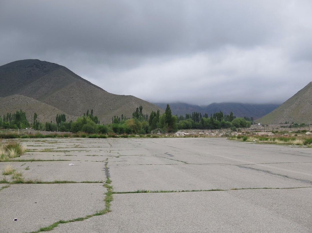 乔尔蓬阿塔旅游景点-Abandoned Runway