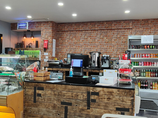 The Forty Twa Cafe主图