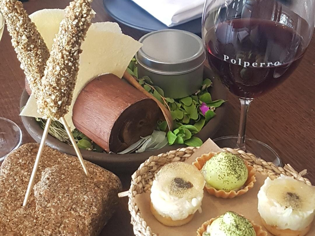 Polperro Winery景点图片