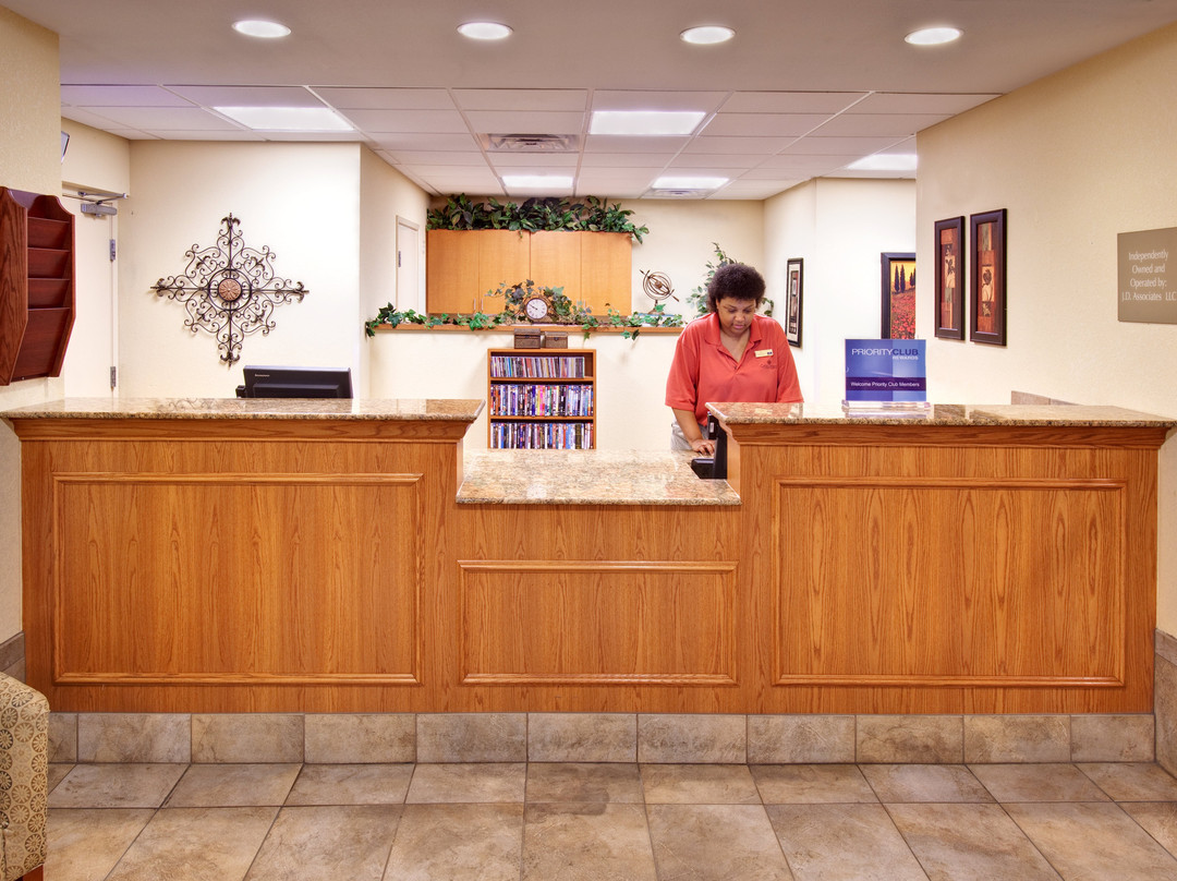 Candlewood Suites Omaha Airport By IHG主图