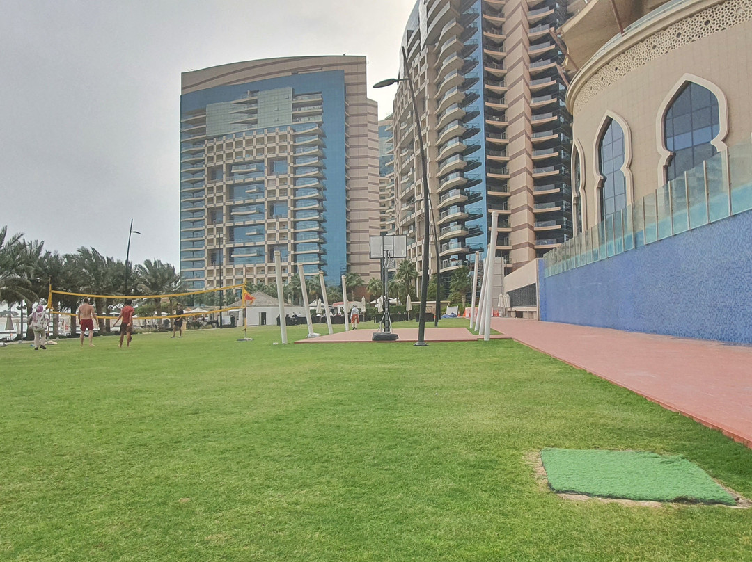 巴布皇宫酒店主图