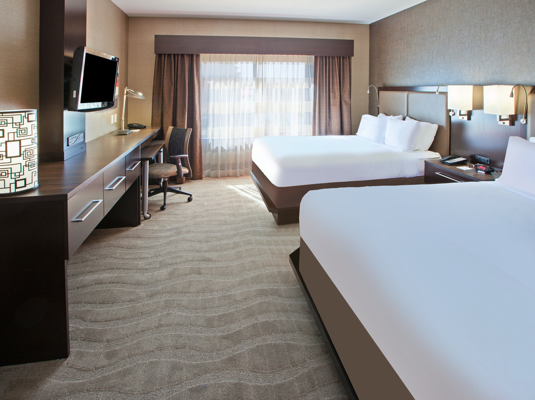 约翰斯敦智选假日酒店主图