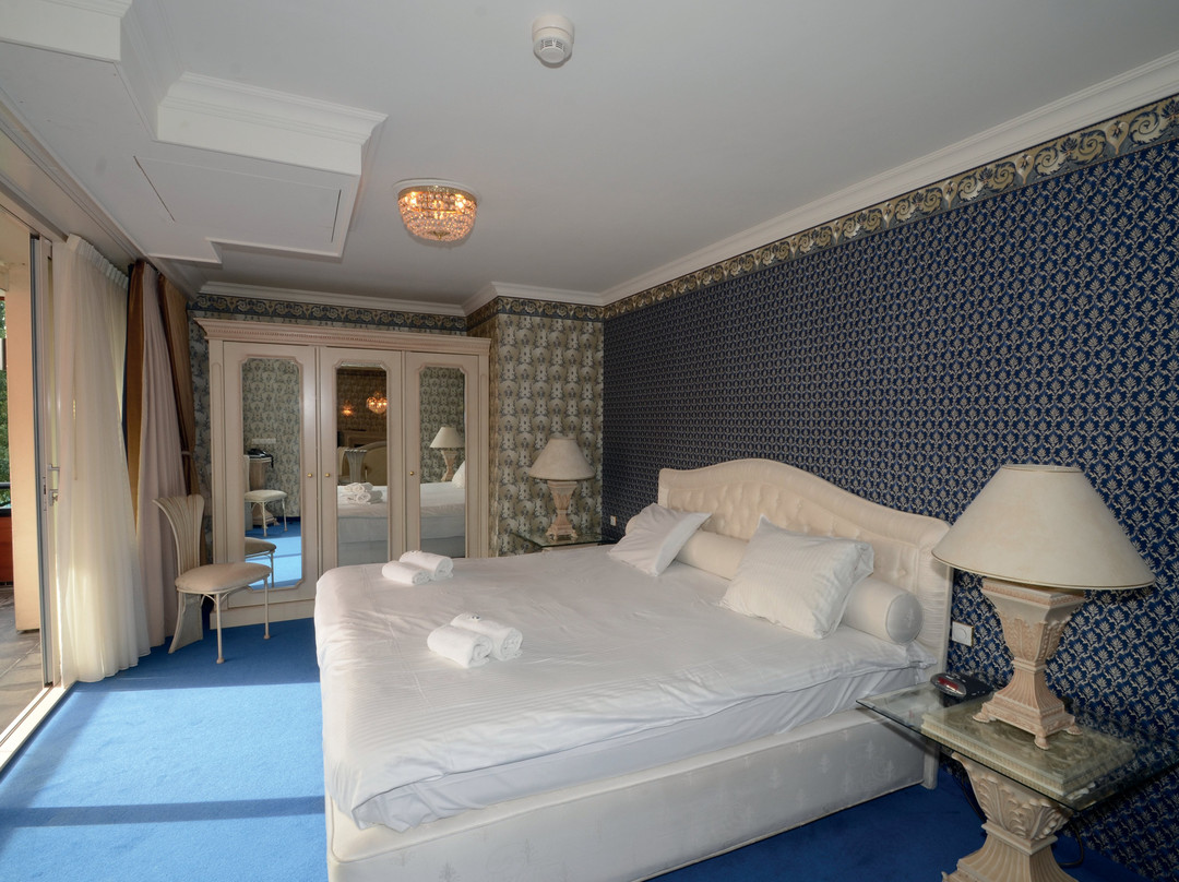 Fletcher Wellness-Hotel De Hunzebergen主图