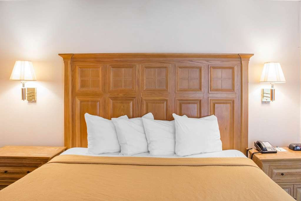 罗利品质酒店主图