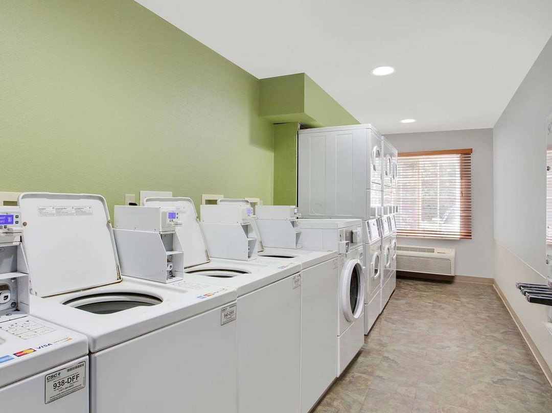 WoodSpring Suites Charlotte Shelby主图