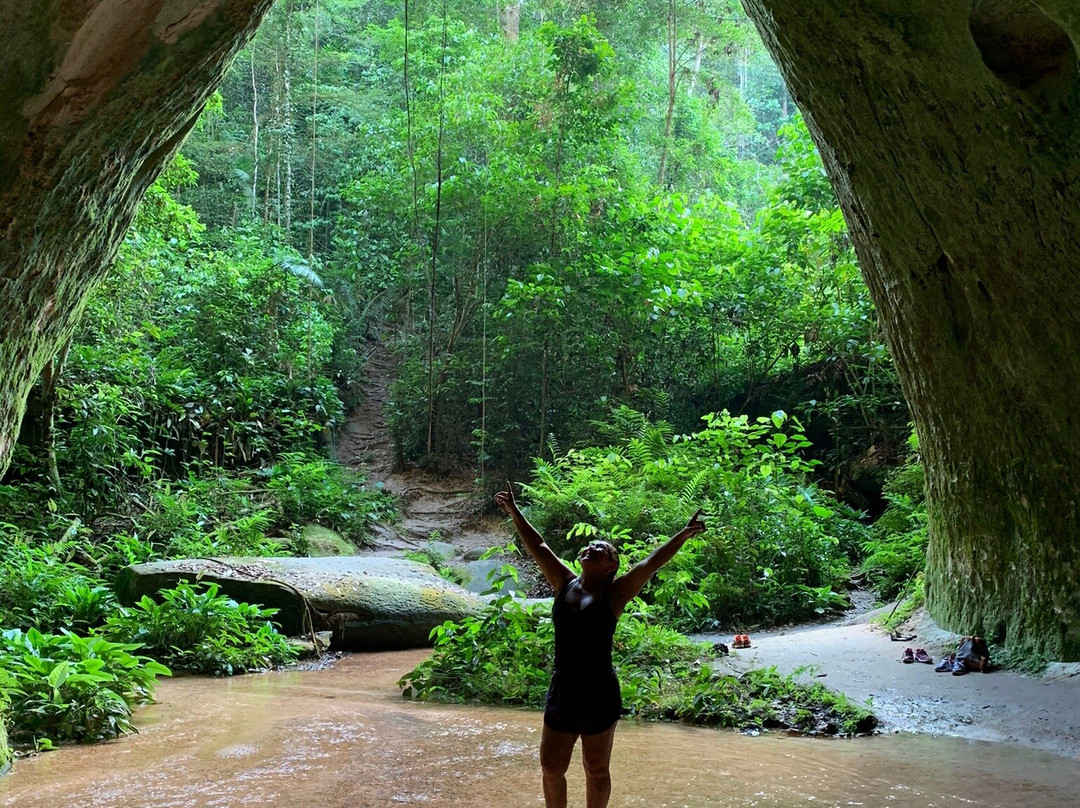 Turismo na Amazônia - Gruta da Judeia-Presidente Figueiredo必去景点