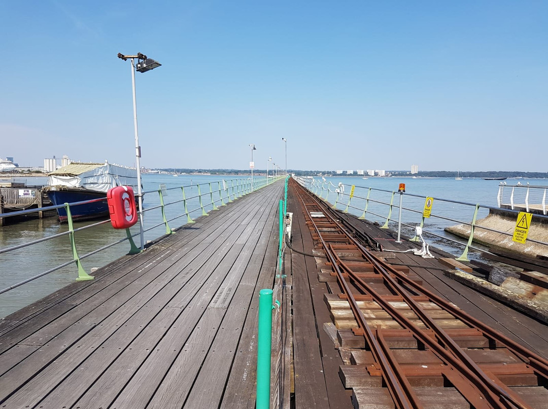 Hythe Ferry景点图片