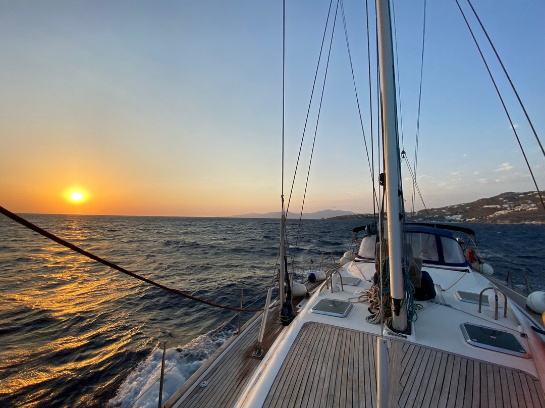 Mykonos Magic Sail-Tourlos必去景点