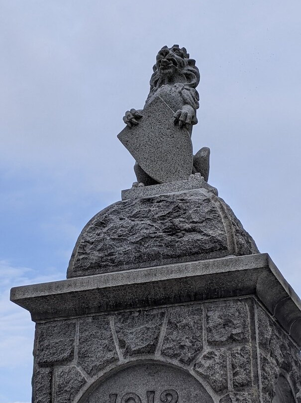 Sir John De Graeme Memorial Fountain-福尔柯克必去景点