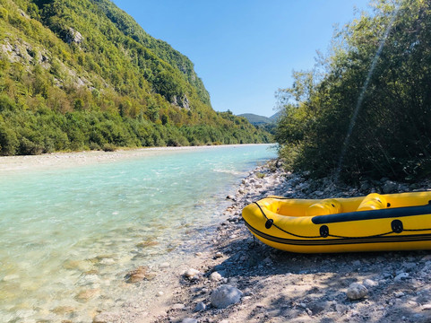 Soca Enter-博韦茨必去景点