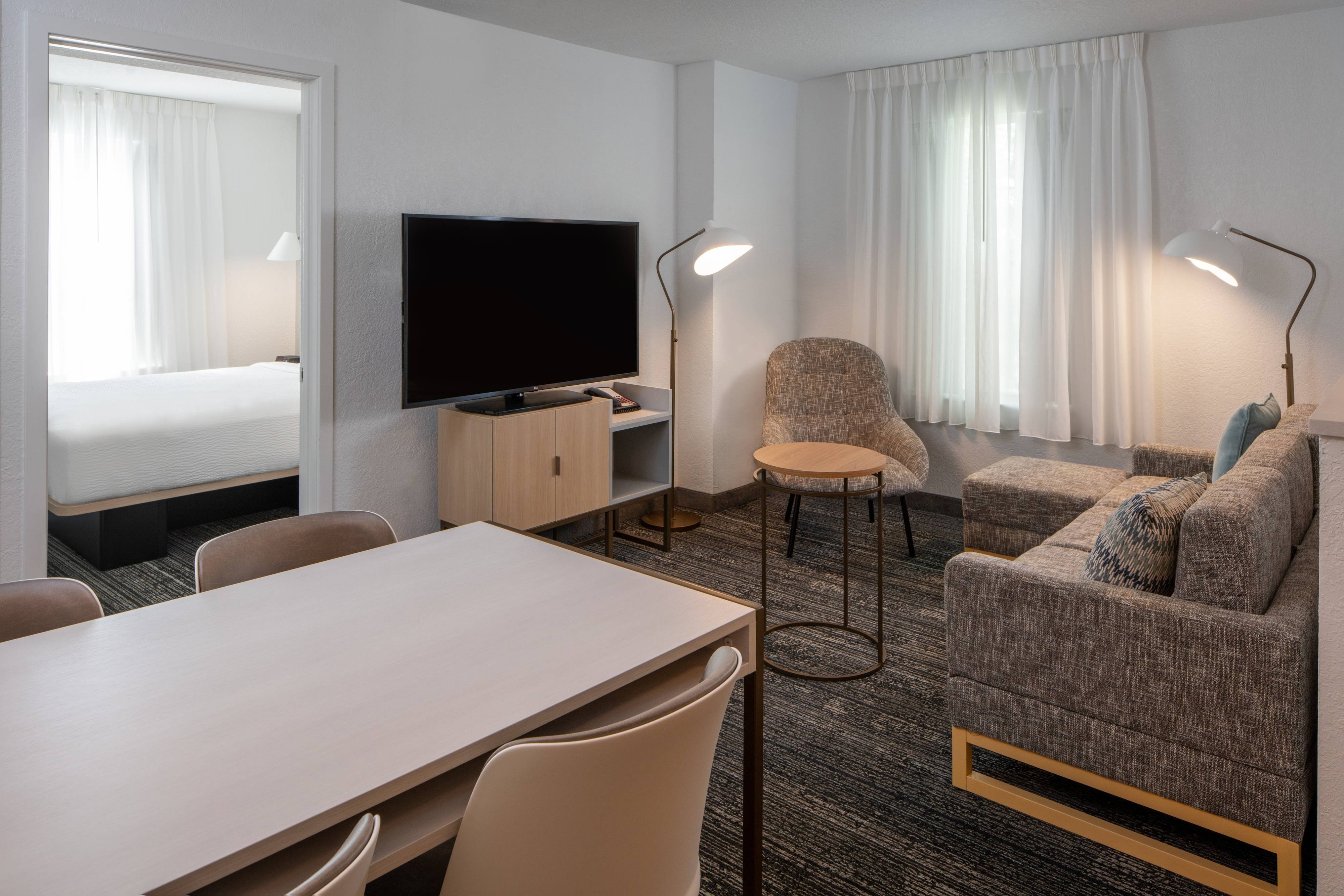 Sonesta Simply Suites Falls Church-官方