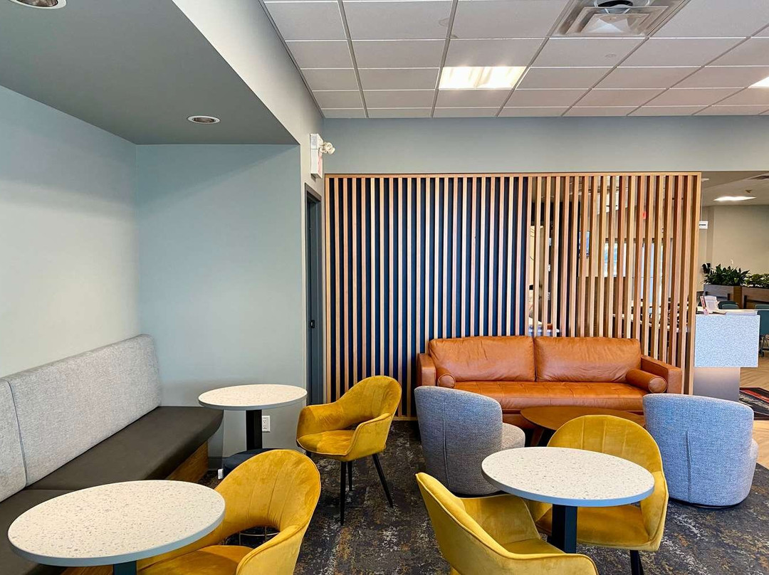 Howard Johnson by Wyndham Winnipeg West主图