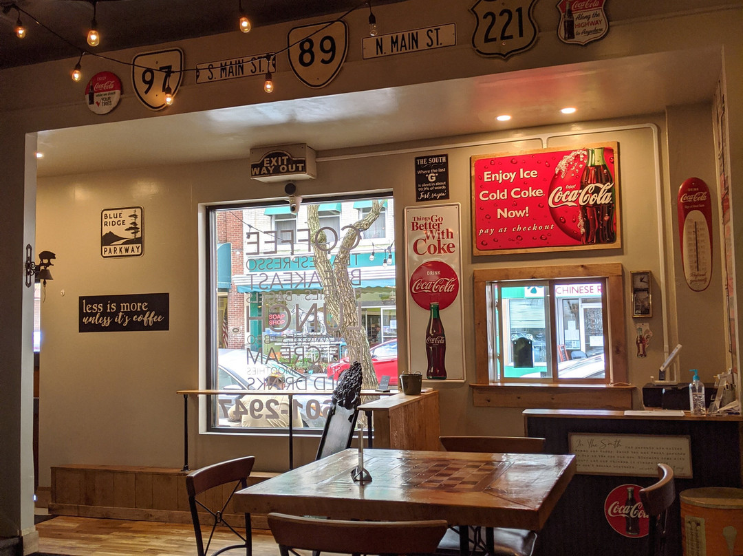 Briar Patch Marketplace & Cafe景点图片