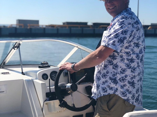 Poole Harbour Water Taxi-普尔必去景点