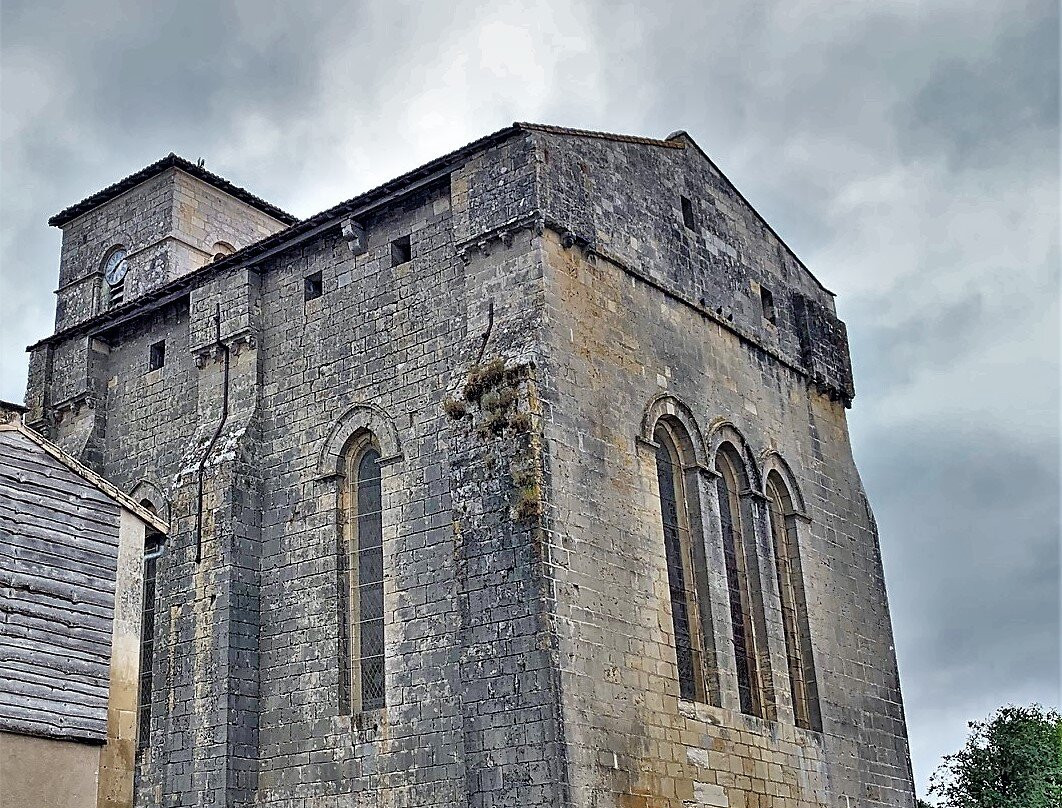 Eglise St-Grégoire d'Augé-Auge必去景点