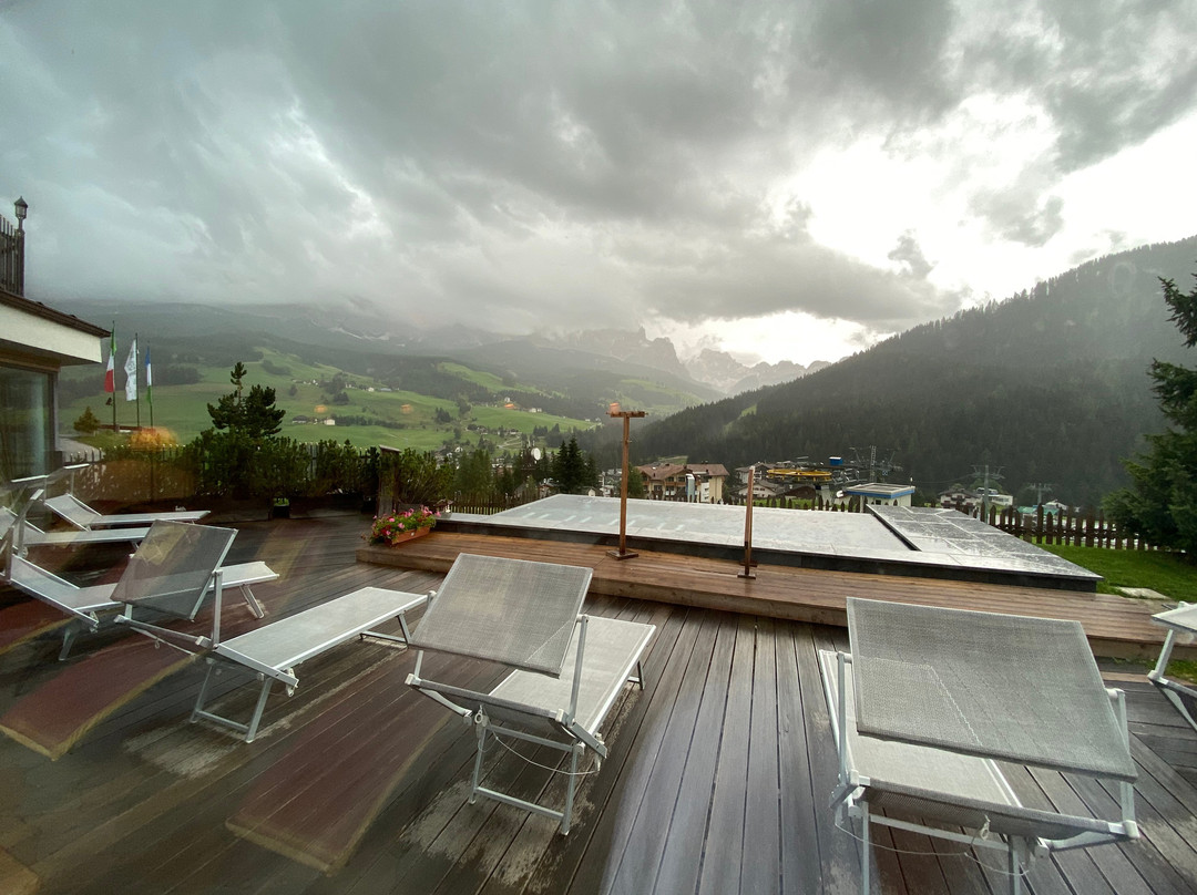 Dolasilla Mountain Panoramic Wellness Hotel主图