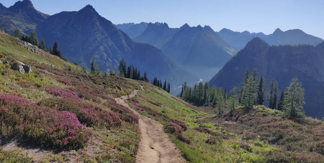 Maple Pass Loop景点图片