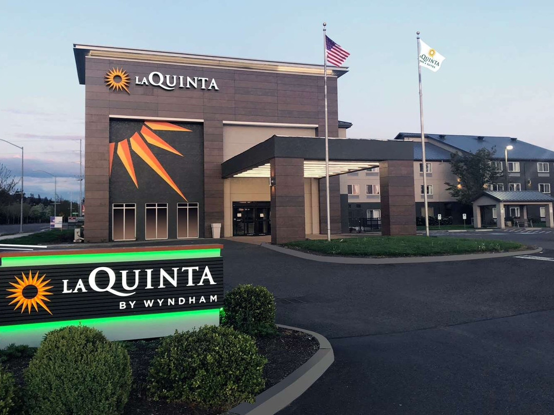 La Quinta Inn & Suites by Wyndham Springfield主图