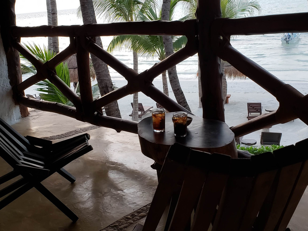 Beachfront Hotel La Palapa主图