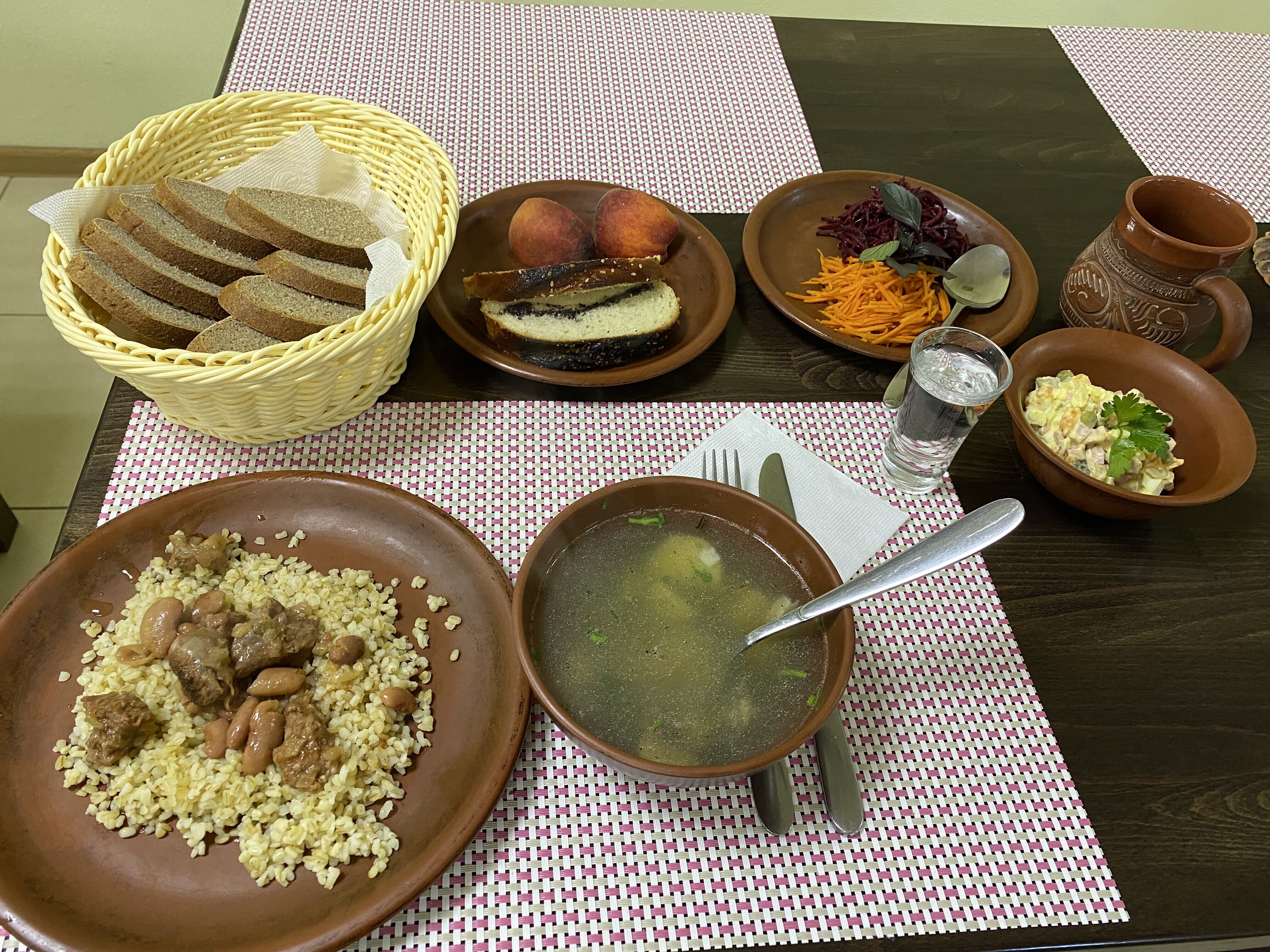 Cherkashhina 365-餐饮