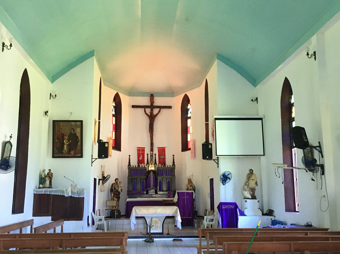 Church of the Holy Family-哈皮迪必去景点