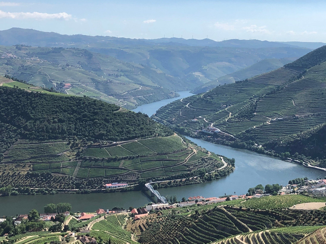 Casal de Loivos Viewpoint景点图片