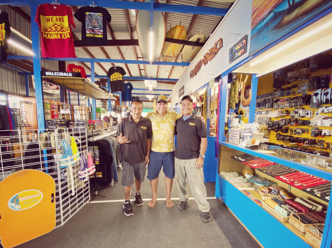 Hale Nalu Beach & Bike-怀厄奈必去景点