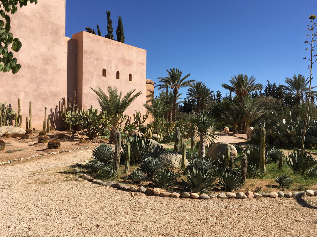 Palais Claudio Bravo主图