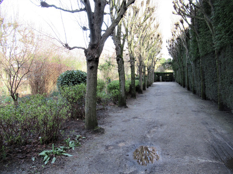 Jardin Bossuet-莫城必去景点