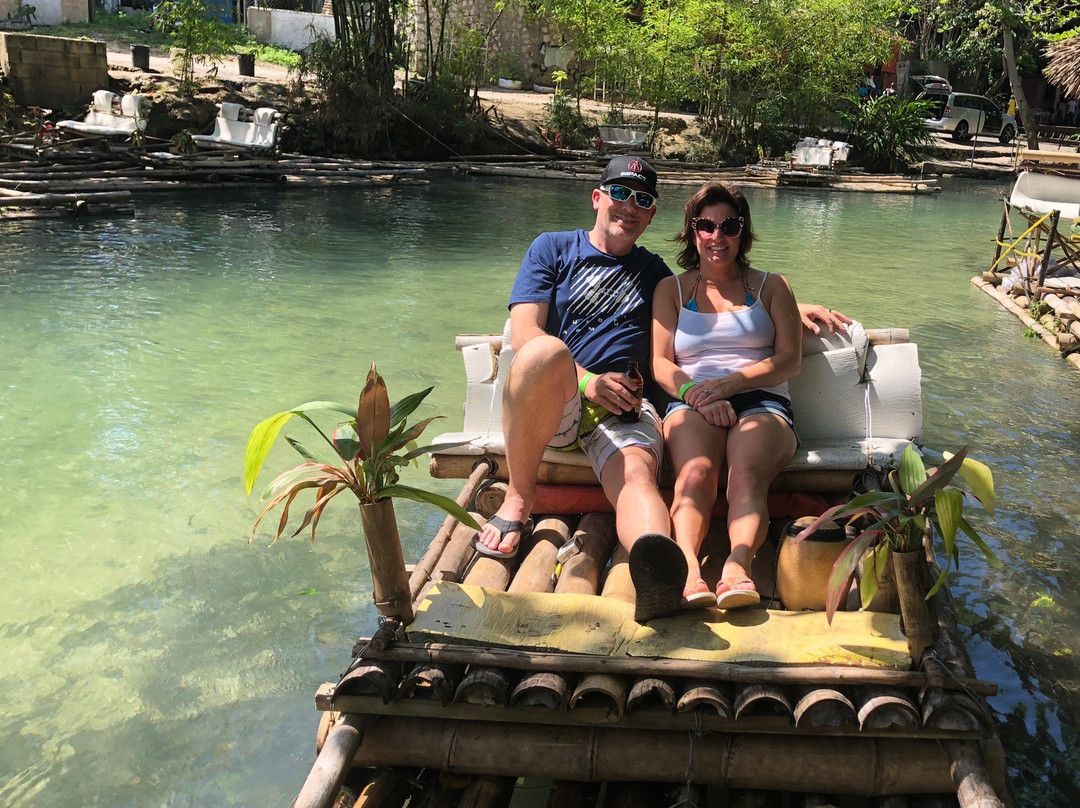 Reddie Transfers And Tours JA-蒙特戈贝必去景点